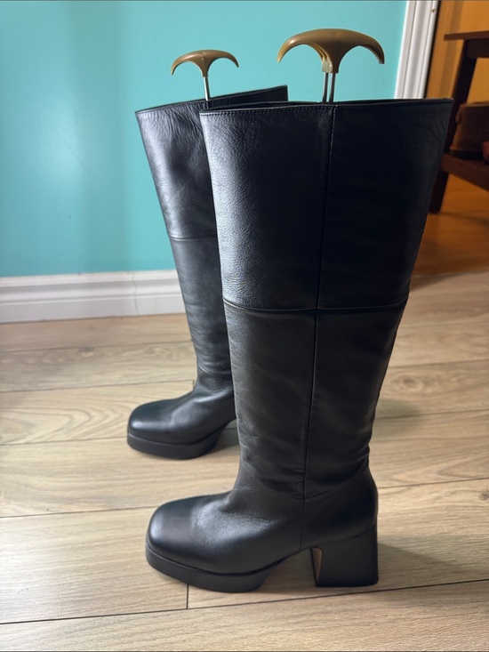L'INTERVALLE Shoes - L’intervalle platform Black Leather Knee-High Boots